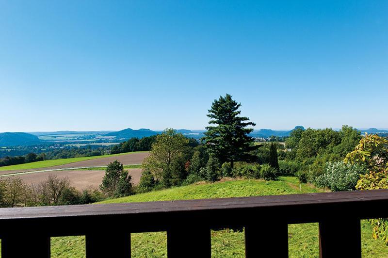 Panorama-Apartments Weinberghaus Mittelndorf Exterior foto